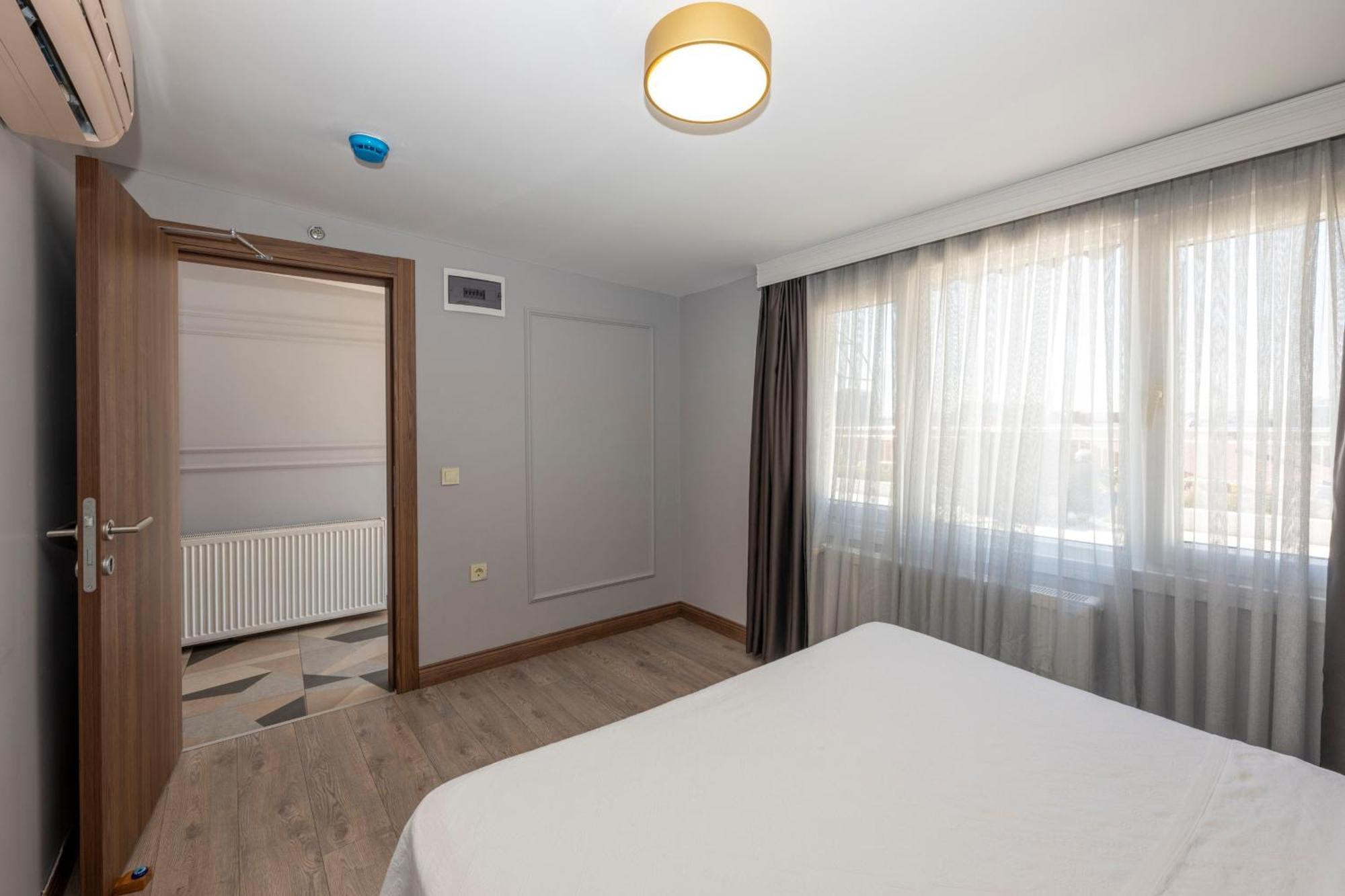 Comfort Suites Hotel Стамбул Экстерьер фото