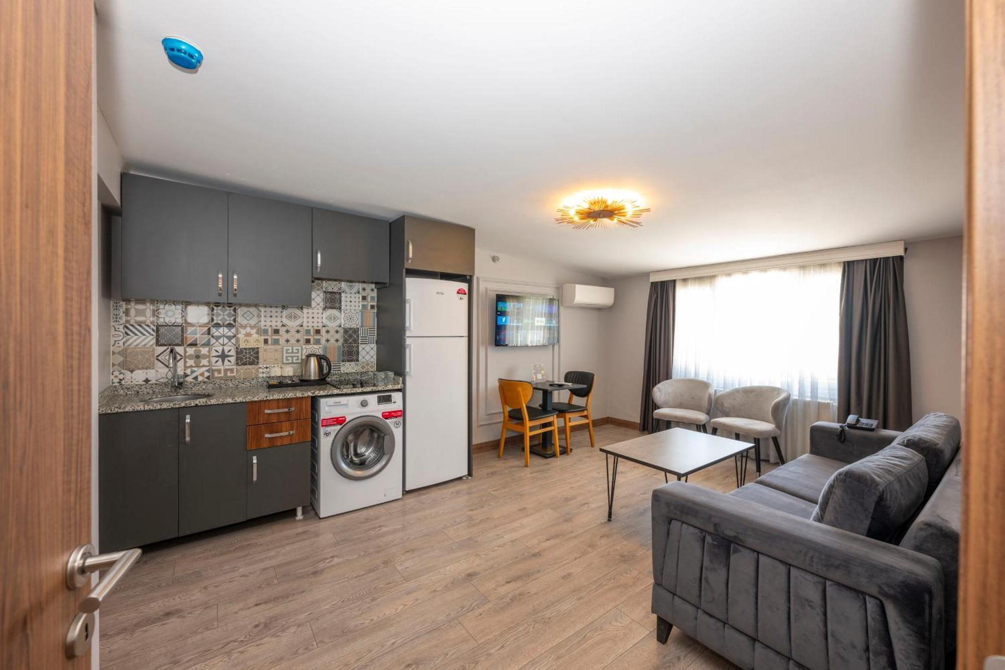 Comfort Suites Hotel Стамбул Экстерьер фото