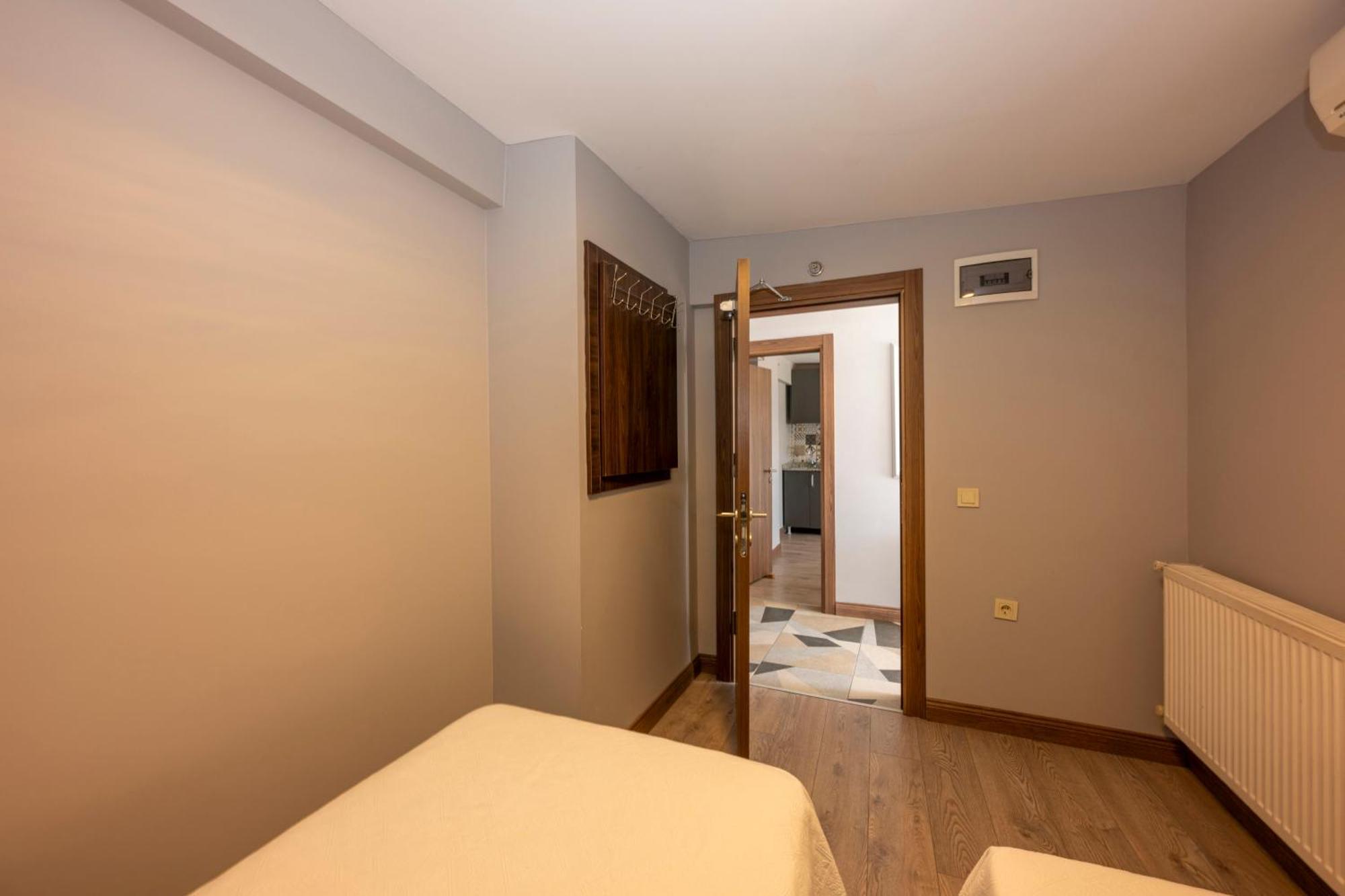 Comfort Suites Hotel Стамбул Экстерьер фото