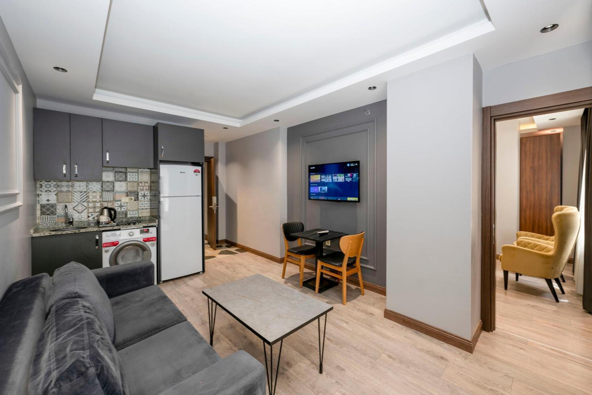 Comfort Suites Hotel Стамбул Экстерьер фото