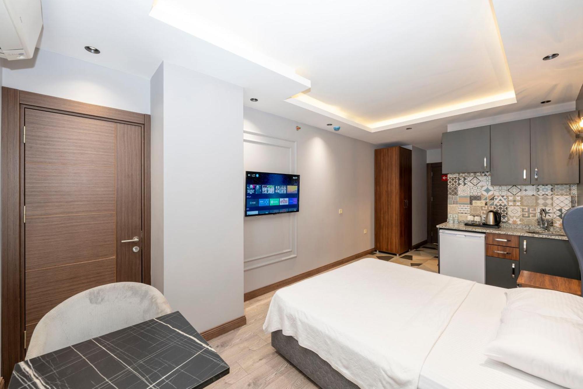 Comfort Suites Hotel Стамбул Экстерьер фото